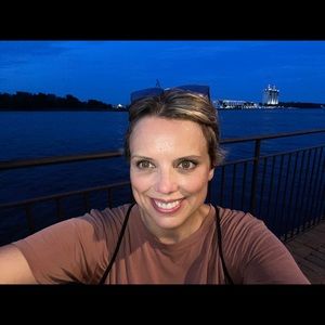 Meet your Posher, Kerri